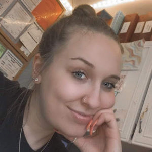 Meet your Posher, Courtney